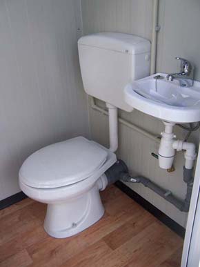5m-as4-toilette.jpg