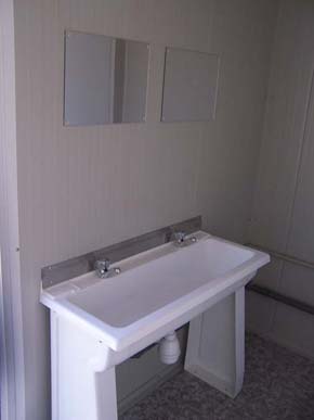 cabine-sanitaire-3m-lavabo.jpg