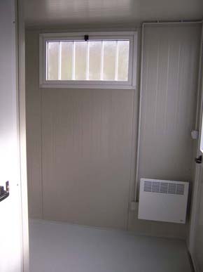 hall-bungalow-sanitaire-6m-5wc-2urinoirs.jpg